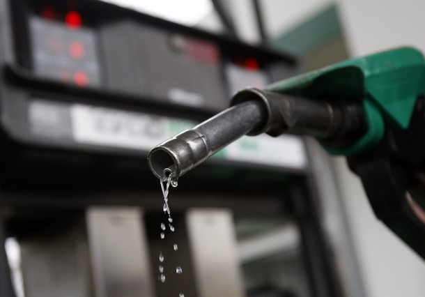 Preço dos combustíveis é tema de debate na Câmara