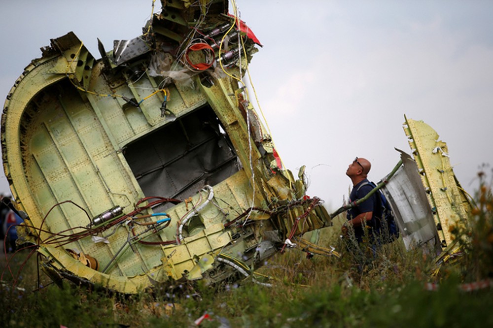 Putin nega que míssil que derrubou avião na Ucrânia fosse russo