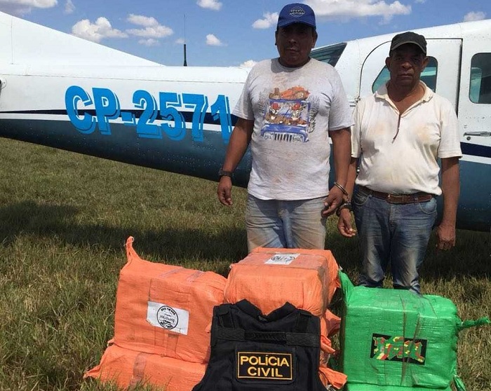 Dominicano e boliviano são presos com 340 kg de cocaína em MT após avião fazer pouso forçado