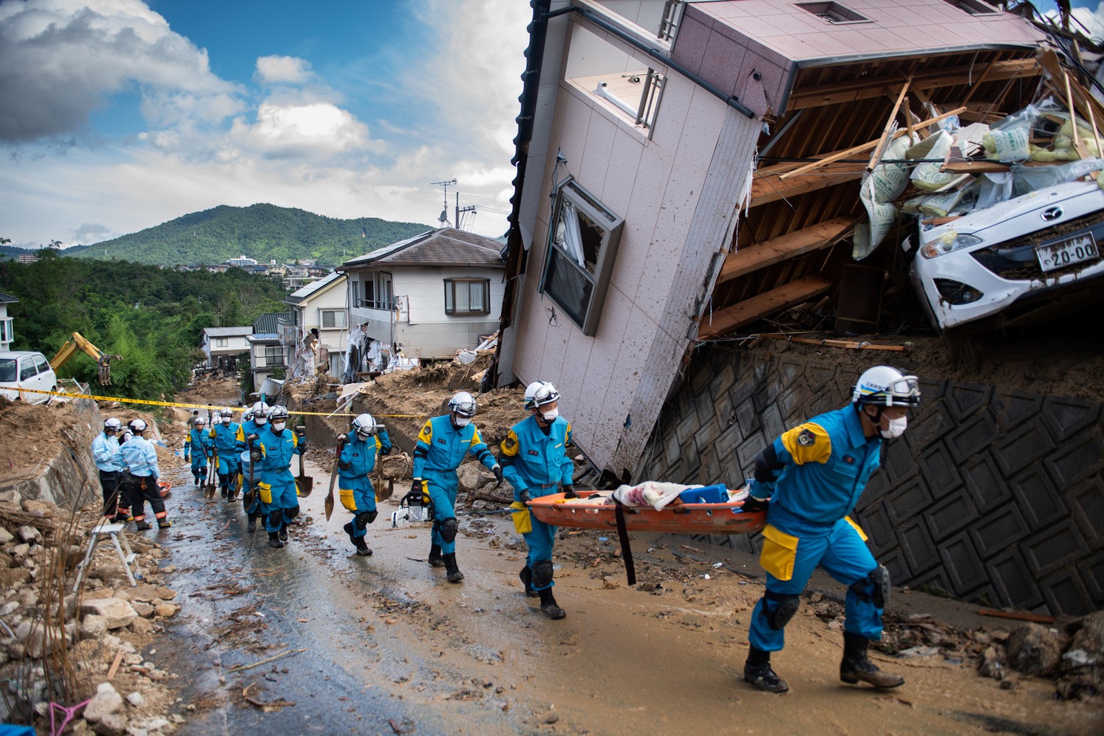 Vai a 141 o nº de mortos por chuvas e deslizamentos de terra no Japão