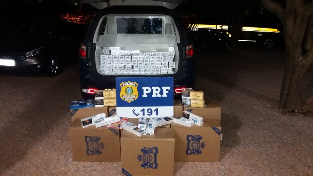 Idoso de 73 anos é preso com 600 pacotes de cigarro contrabandeados do Paraguai