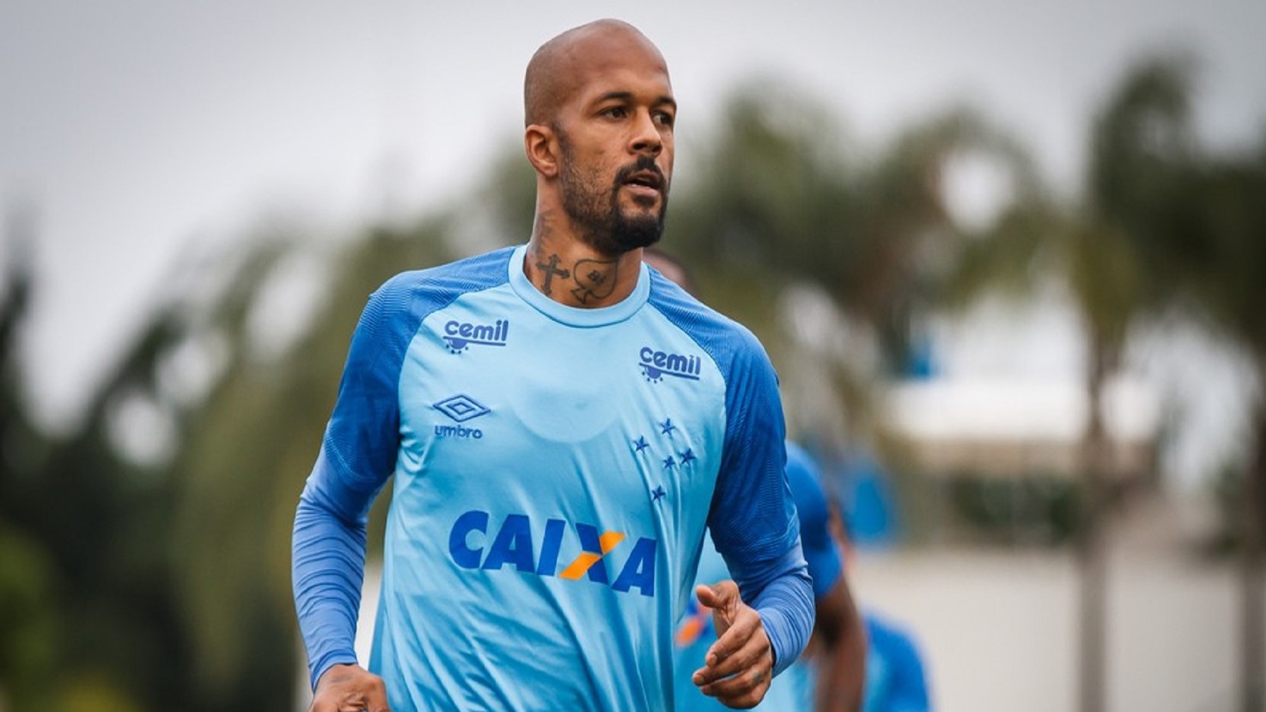 Cruzeiro e Fluminense trocam Bruno Silva por Jadson