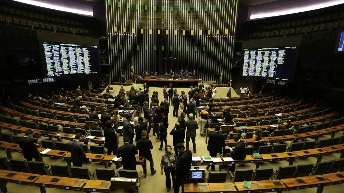 Ministros deixam temporariamente governo para assumir vaga na Câmara