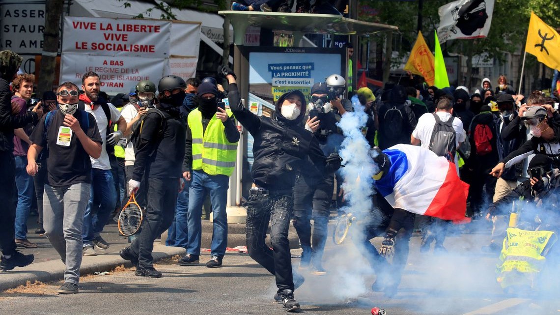Protestos de 1º de maio terminam com 330 detenções na França