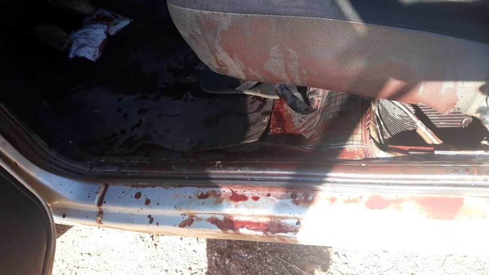 Taxista é morto com golpes no pescoço e corpo é encontrado por motorista de ônibus escolar