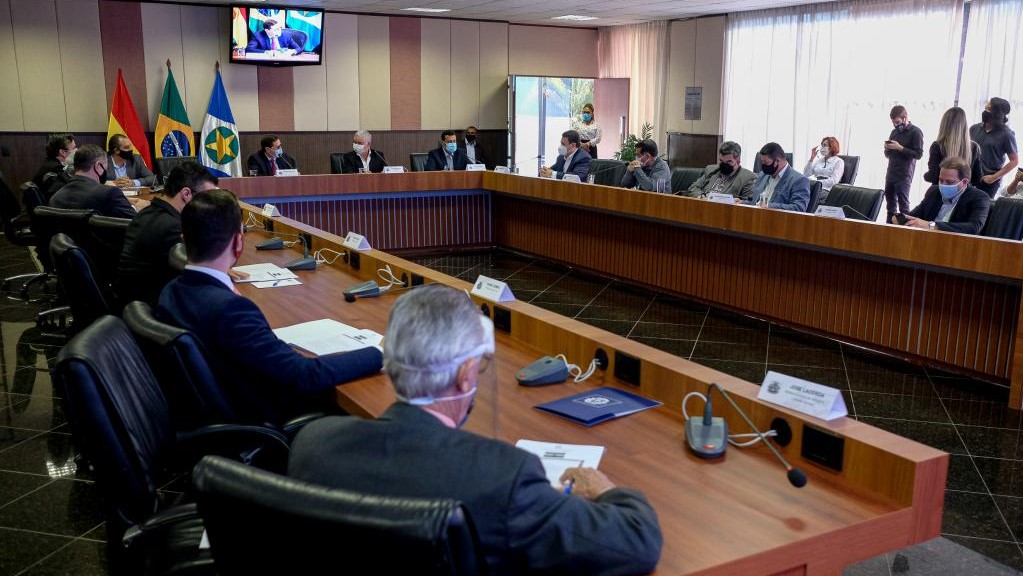 Governo do Estado avança na prorrogação do contrato de gás natural da Bolívia
