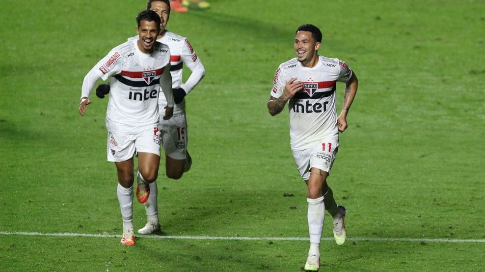 São Paulo empata com o River Plate no Morumbi com dois gols contra