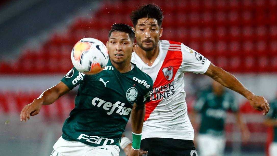 Palmeiras se classifica com heroísmo, na pior atuação com Abel Ferreira