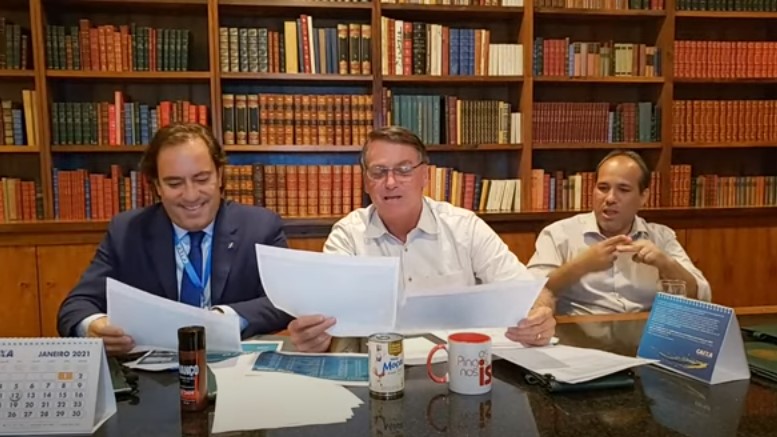 Bolsonaro anuncia agência bancária em Sorriso e diz que município produz mais soja que a França