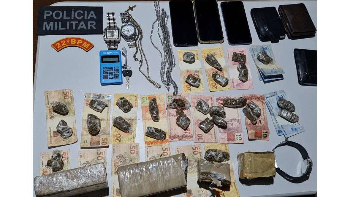 Polícia Militar intercepta suspeitos com droga dentro de carro em Itaúba