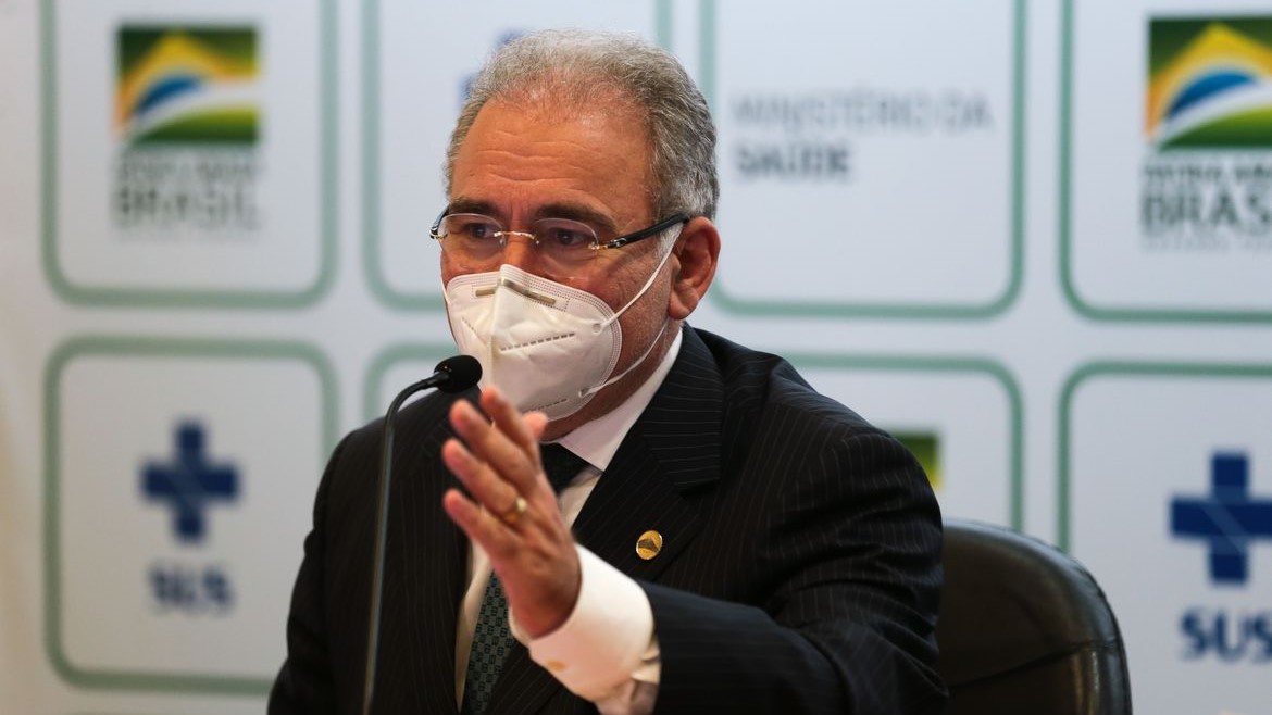 Ministro diz que 160 milhões serão vacinados até dezembro no Brasil
