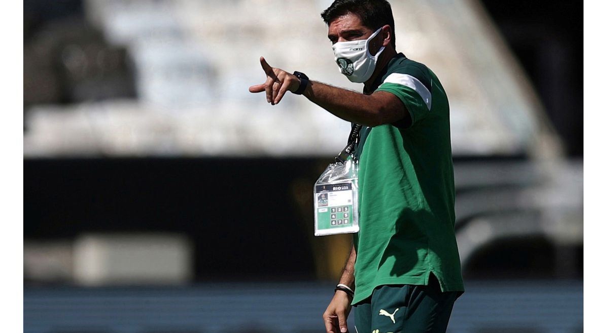Contra Atlético-GO, Palmeiras busca igualar recorde com Abel Ferreira