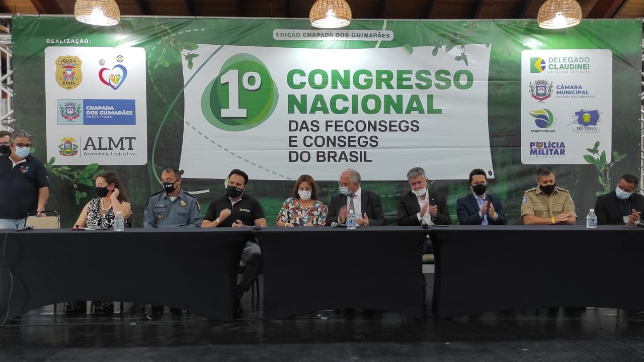 Congresso reúne representantes de oito estados e debate diálogo entre poder público e sociedade na segurança pública