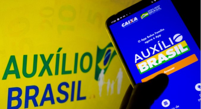 Gasto do governo com Auxílio Brasil deve chegar a R$ 89 bi em 2022