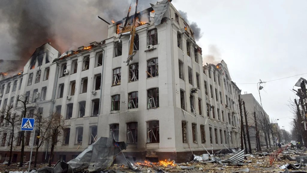 Ucrânia diz a civis que se preparem para bombardeios russos indiscriminados
