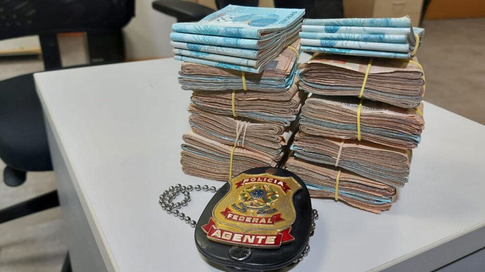 Polícia Federal prende em MT funcionárias de empresa terceirizada da Caixa por envolvimento em fraudes de auxílio emergencial