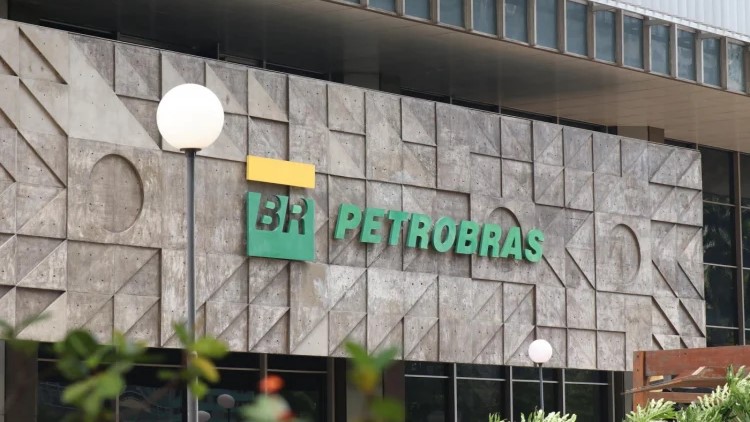 Bolívia corta 30% do fornecimento de gás natural ao Brasil