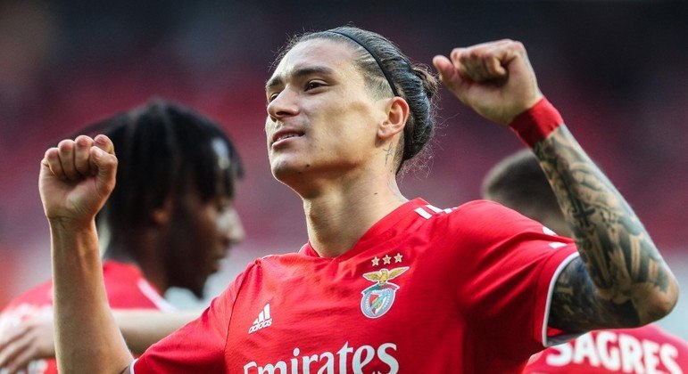 Benfica confirma venda de Darwin Núñez ao Liverpool por R$ 387 mi