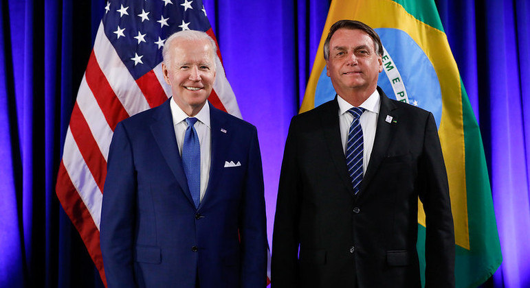 'Especulação', diz Bolsonaro sobre ter pedido ajuda a Biden para se reeleger