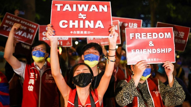 China convoca ‘com urgência’ embaixador dos EUA para falar sobre visita de Pelosi a Taiwan