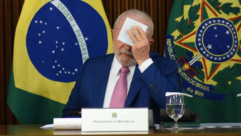 Itaú acende alerta vermelho para a economia sob Lula