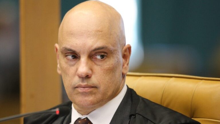 Moraes libera 137 manifestantes presos