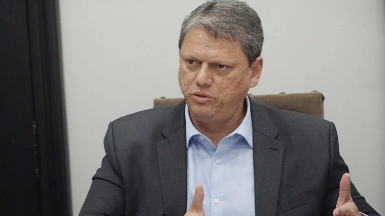 Tarcísio: ‘Lula não tem plano para o Brasil’