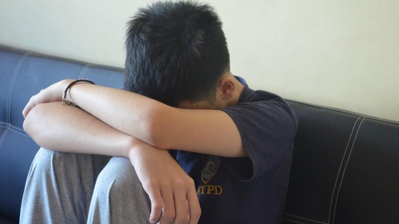 Pais denunciam que filho de 10 anos sofreu estupro coletivo em escola