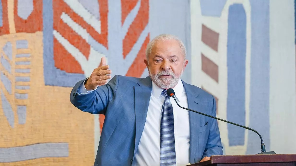 Lula manda pagar R$ 9 bilhões das emendas de relator