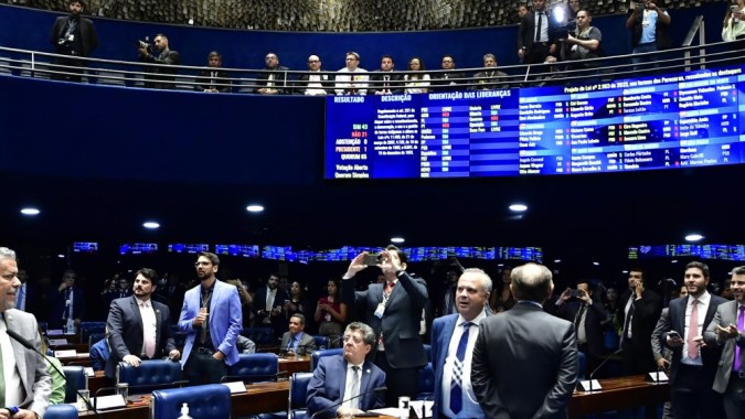 Senado aprova Desenrola Brasil; texto vai à sanção de Lula