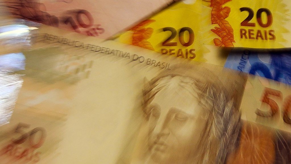 Economia brasileira encolhe em agosto após dois meses de crescimento