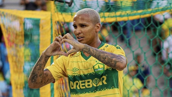 Cuiabá vence o Fortaleza com gols de Deyverson e Pitta na Arena Pantanal
