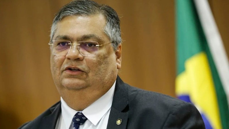 Parlamentares querem CPI para investigar relações entre Ministério da Justiça e Comando Vermelho