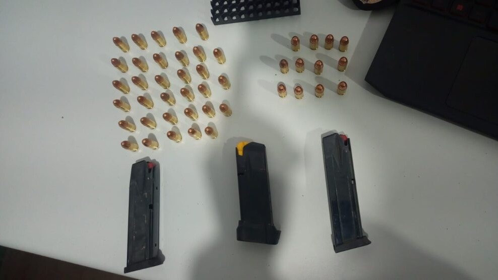 Polícia prende dois e recupera munições levadas de residência em Marcelândia