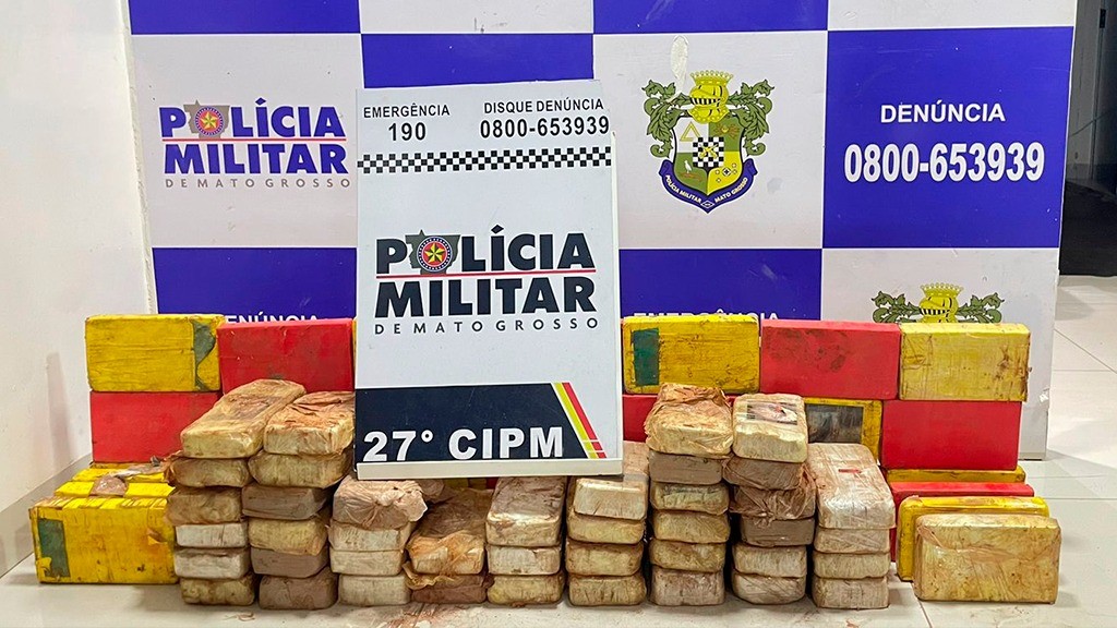 Polícia Militar apreende 68 quilos de pasta base de cocaína e prende dupla em Confresa